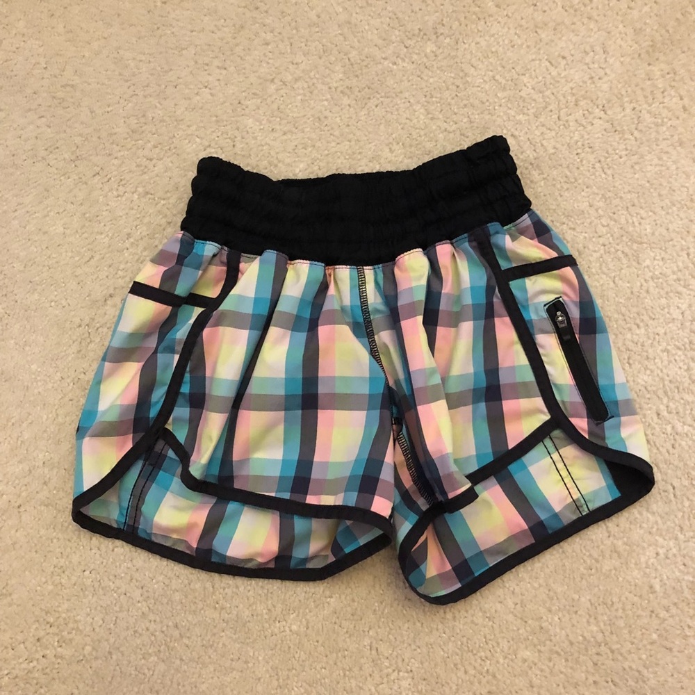 plaid lulu lemon running shorts w black border!